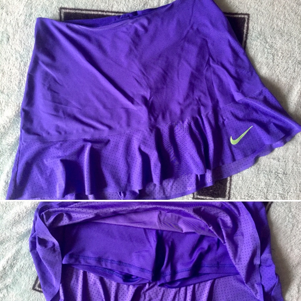 Nike Dri-Fit Women’s Small skort